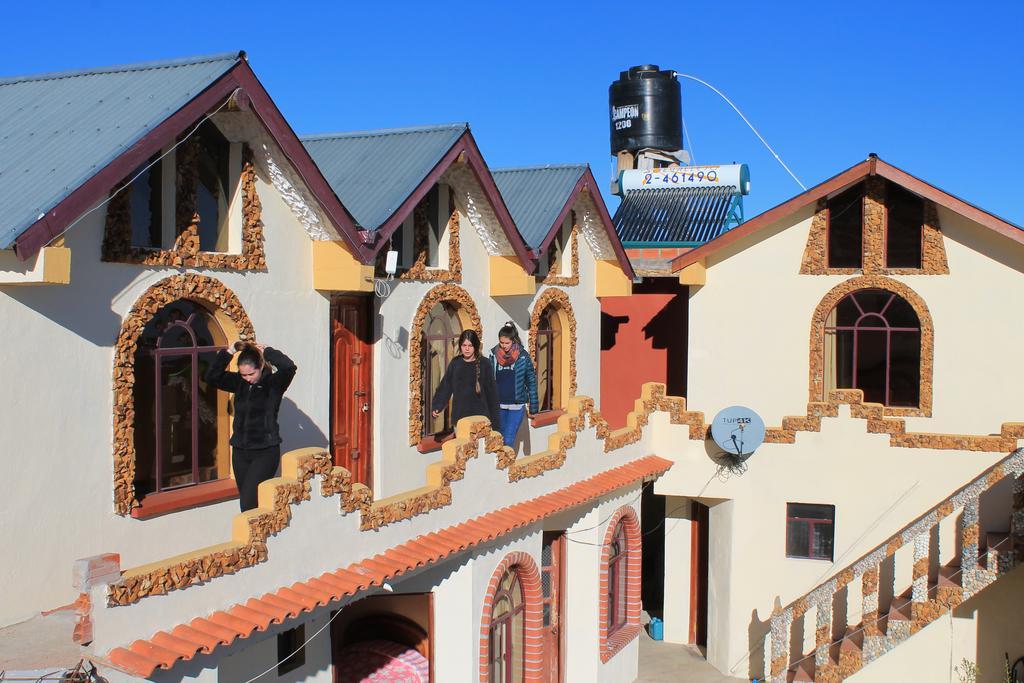 Hostal Jallalla Comunidad Yumani Exterior photo