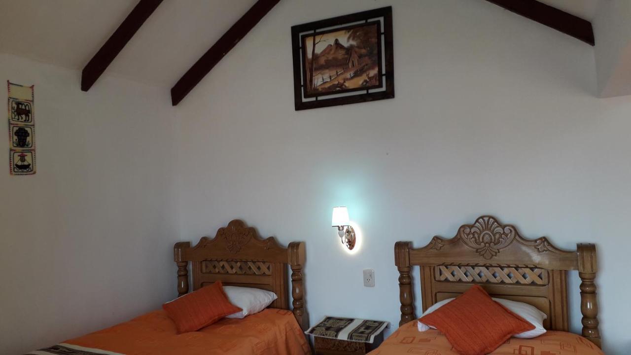 Hostal Jallalla Comunidad Yumani Exterior photo