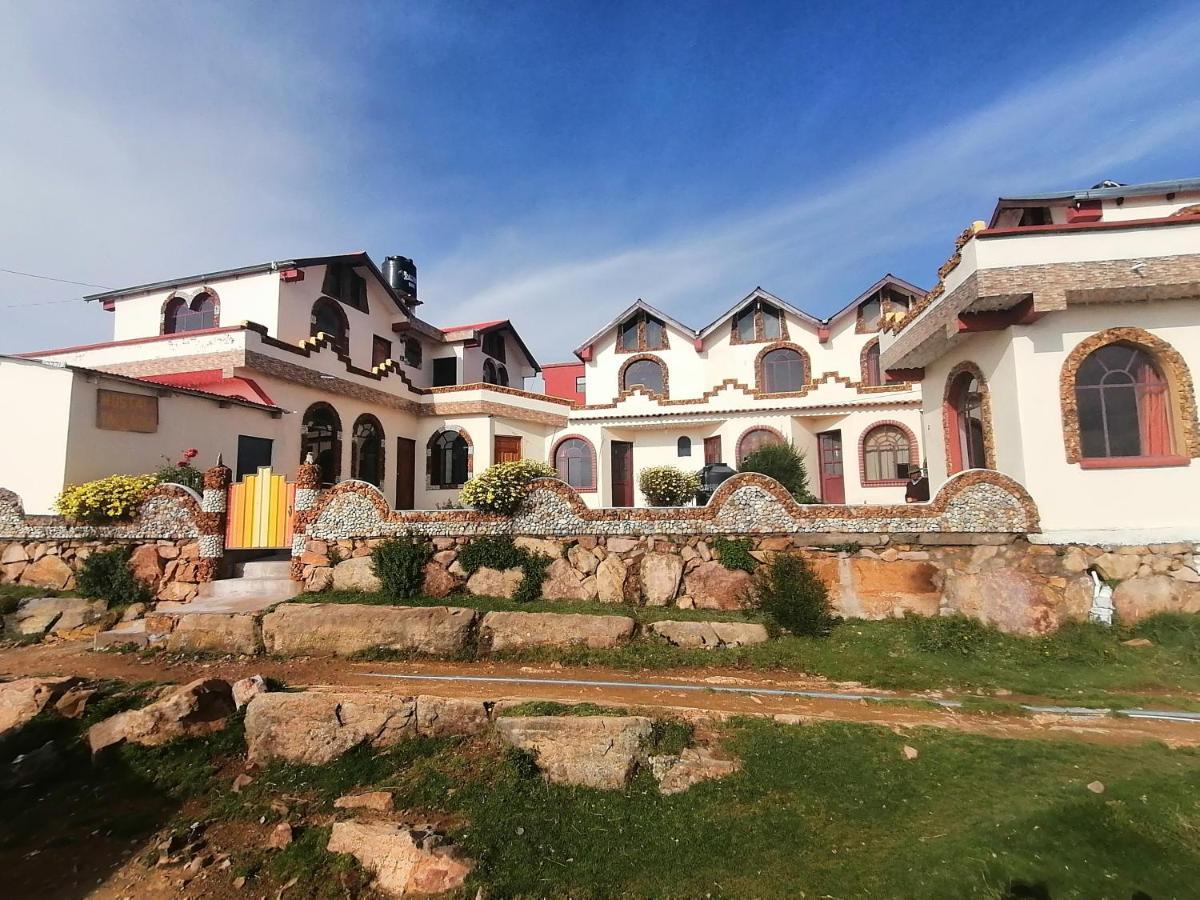 Hostal Jallalla Comunidad Yumani Exterior photo
